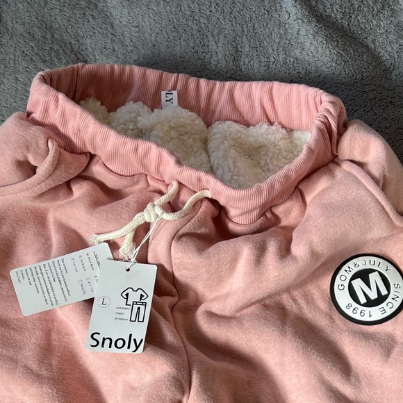 Sherpa lined sweats. - Picture 2 of 2